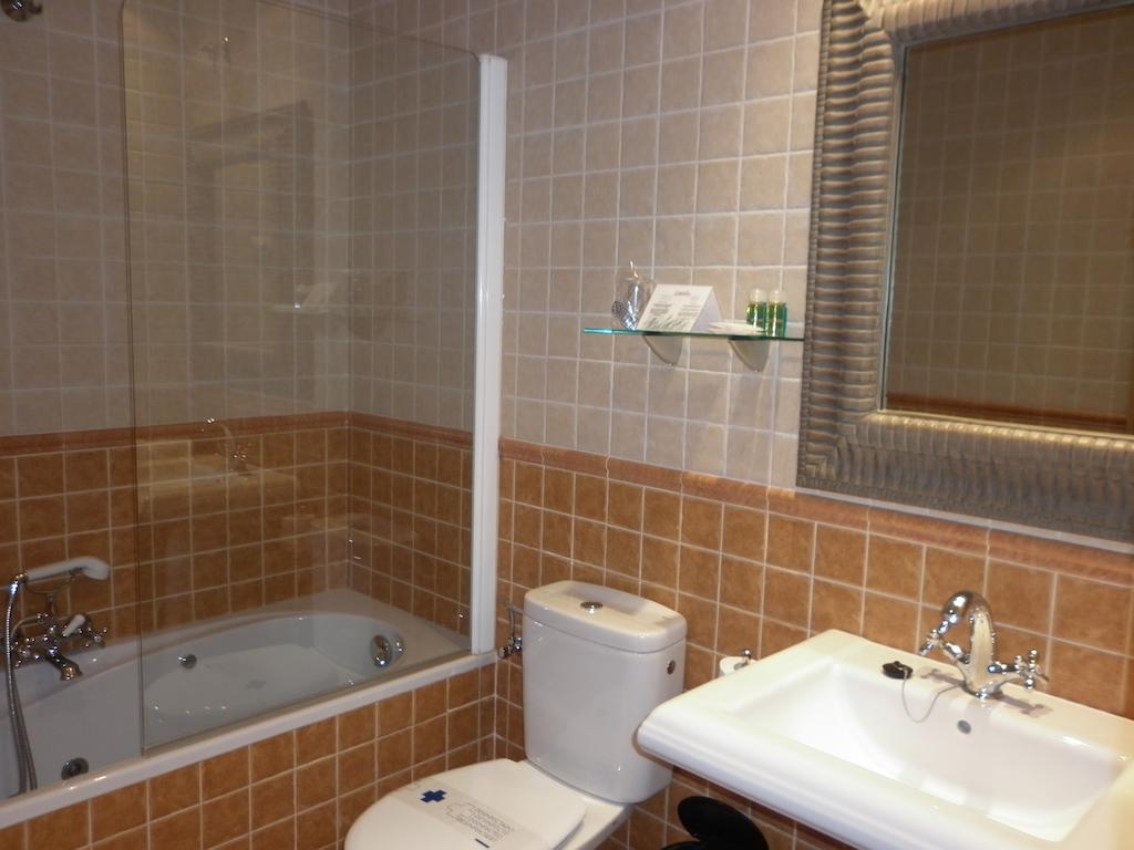 Hostal Meson Castilla Siguenza Ngoại thất bức ảnh